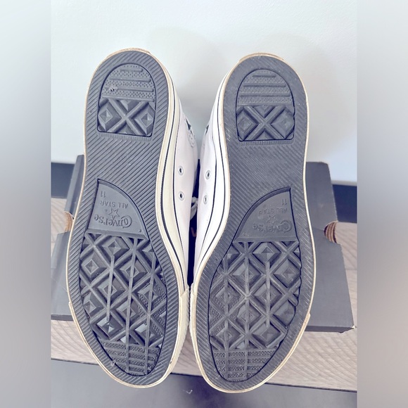 Converse all leather men’s size 11 - Picture 2 of 6